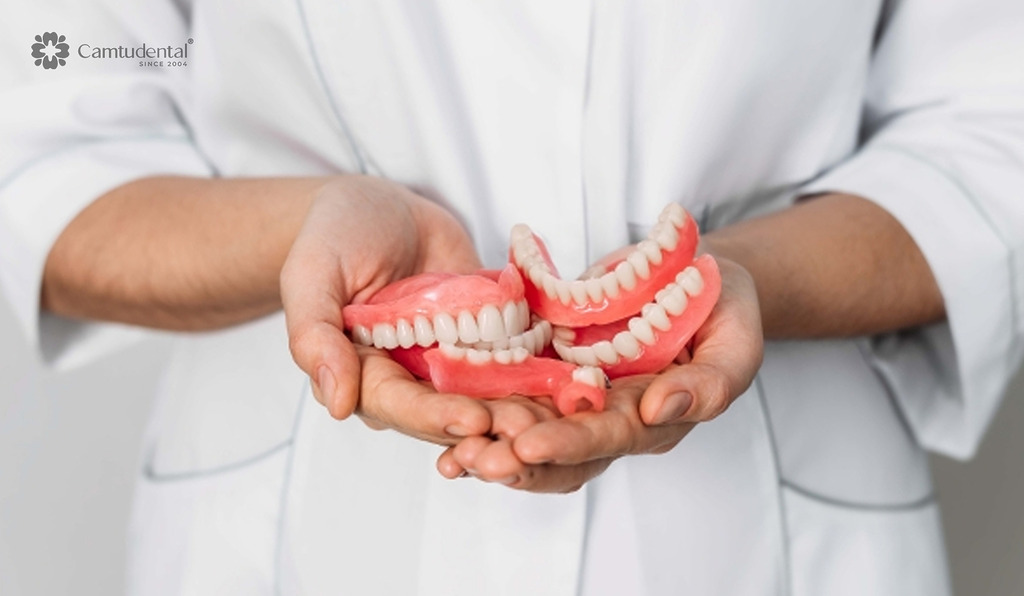 các hàm giả tháo lắp